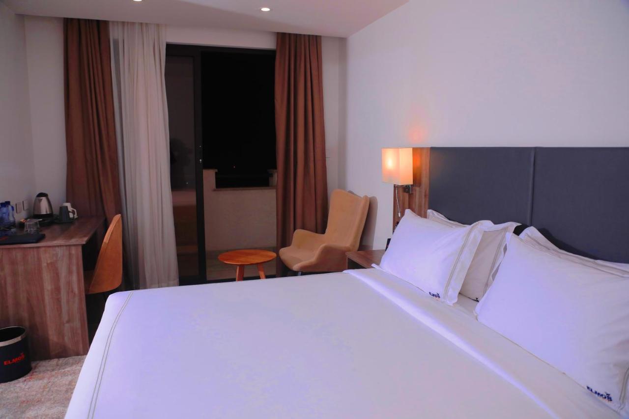 Elmos Hotel Addis Ababa Bagian luar foto